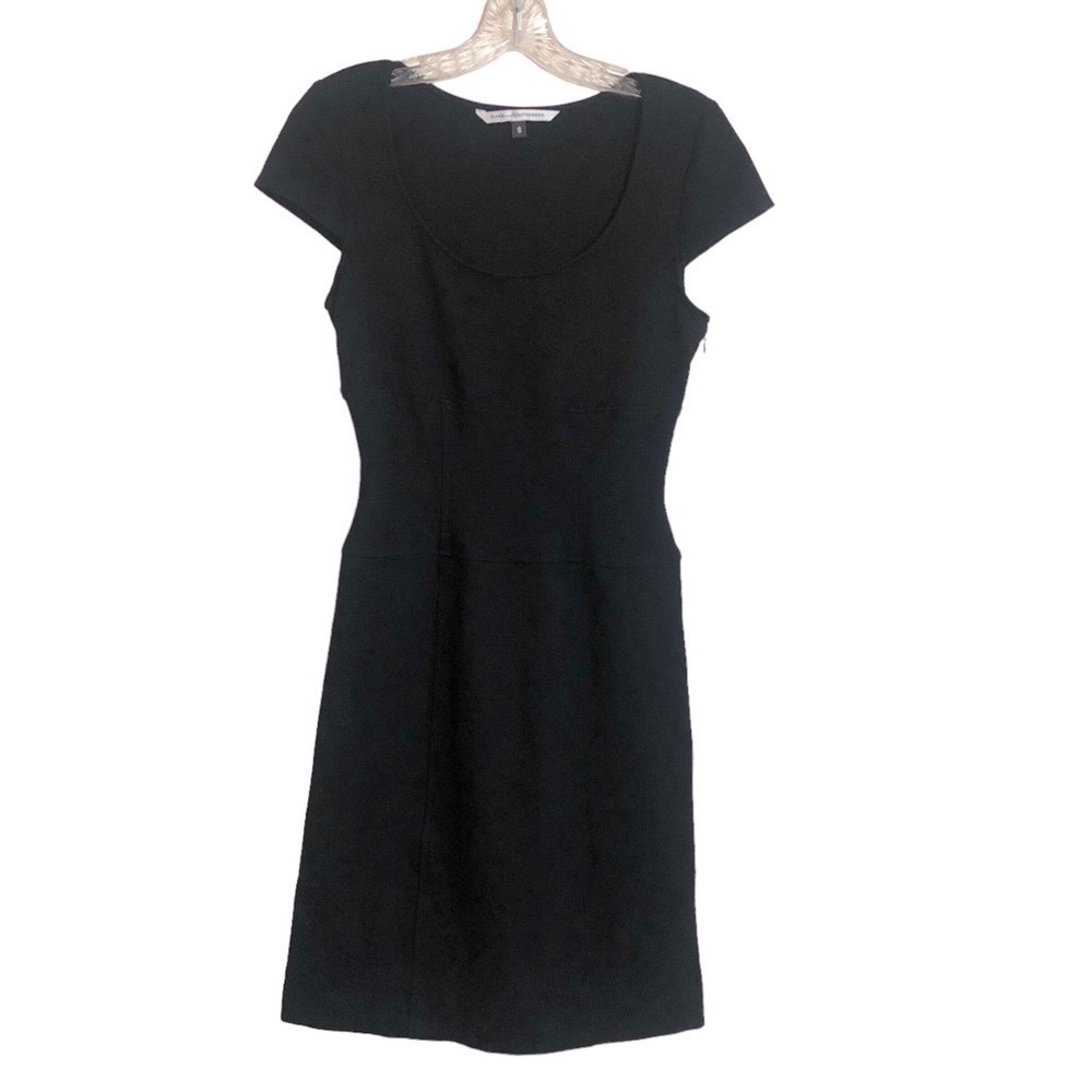 Diane Von Furstenburg Black Knit Dress Cap Sleeve Scoop Neck Size 8